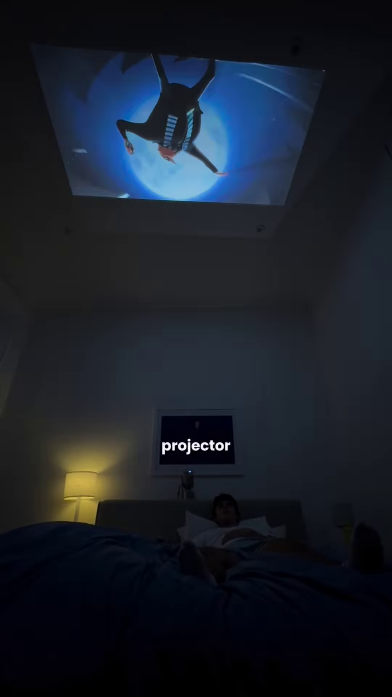 🛏 mini ceiling projector – bedtime just got an upgrade! 🌌🎬