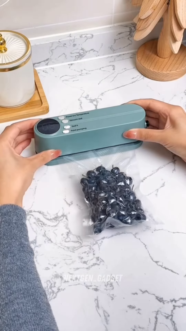 479 3 600x1067 1.png