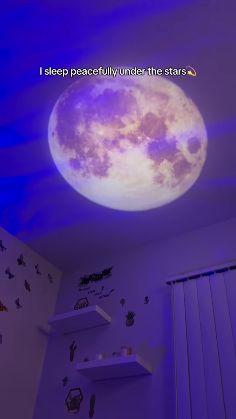 mini portable pattern projector lamp – decorative night light with interchangeable slides