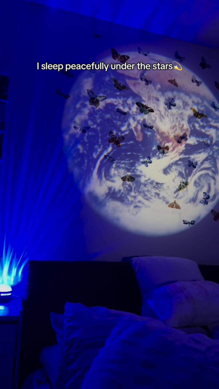 mini portable pattern projector lamp – decorative night light with interchangeable slides