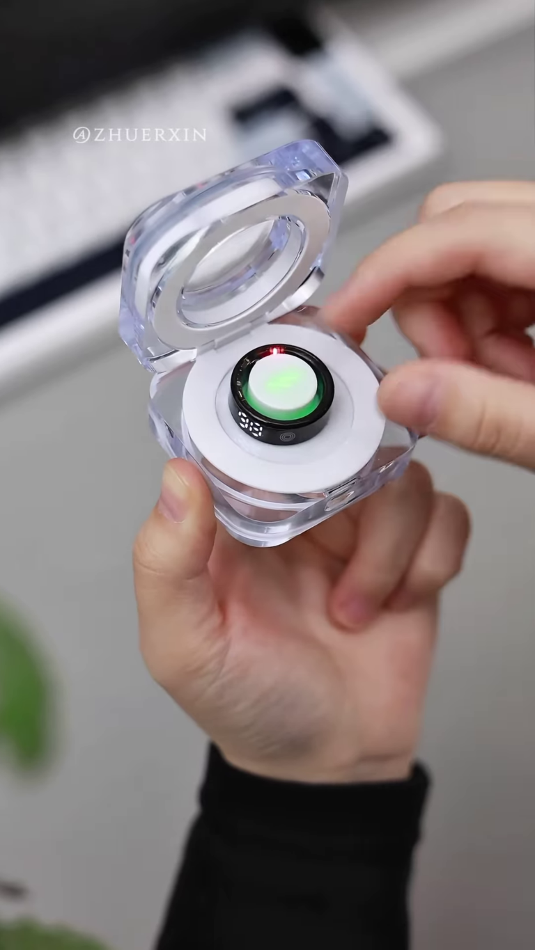 sleek digital display smart ring – wearable technology for time and notifications